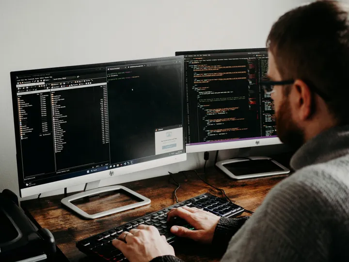 Logistics and supply chain software
